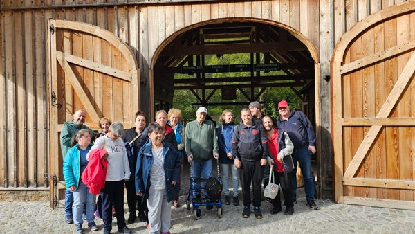 Lebenshilfe Ober&ouml;sterreich und Alpenverein wanderten 
gemeinsam