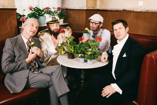 Geschenkidee: Benefizkonzert von &bdquo;Schlagertherapie&ldquo;
anl&auml;sslich 40 Jahre Lebenshilfe-Werkst&auml;tte Mattighofen